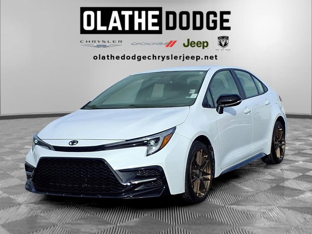 Used 2024 Toyota Corolla SE Nightshade