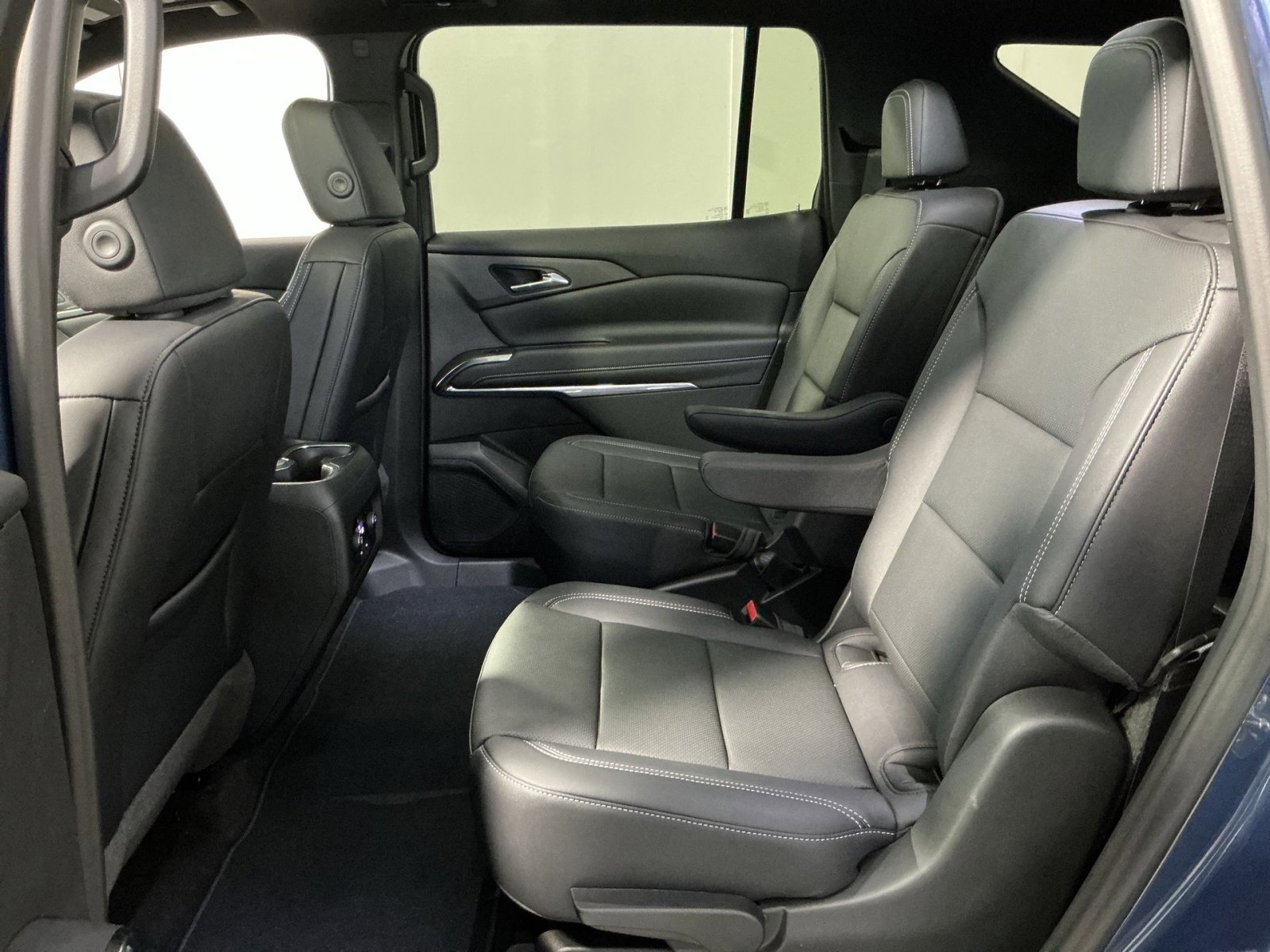 New 2026 Chevrolet Traverse LT FWD image 25