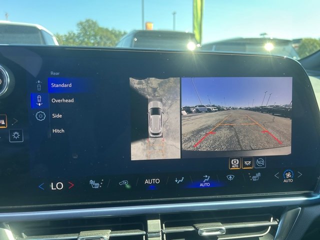 New 2026 Chevrolet Equinox EV LT image 22