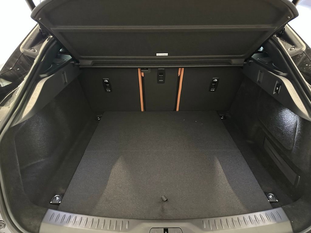 New 2024 Jaguar I-PACE R-Dynamic HSE image 13