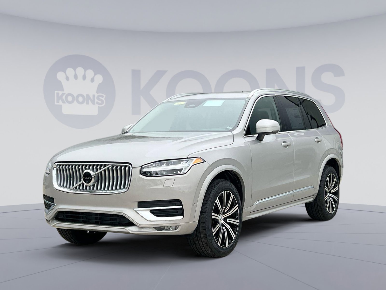 New 2025 Volvo XC90 B6 Plus