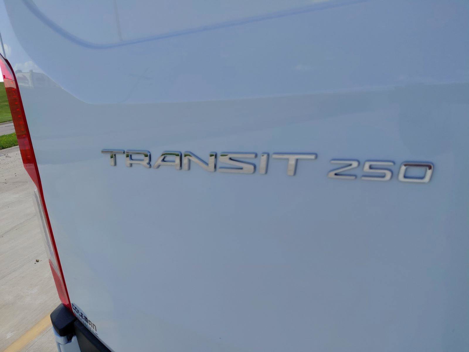 New 2025 Ford Transit 250 148 Medium Roof RWD image 21
