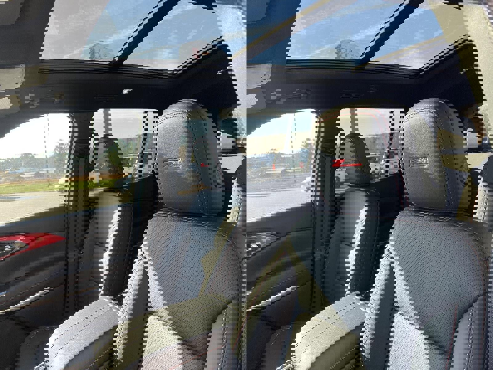 Used 2025 Chevrolet Traverse Z71 w/ Driver Confidence Package image 16