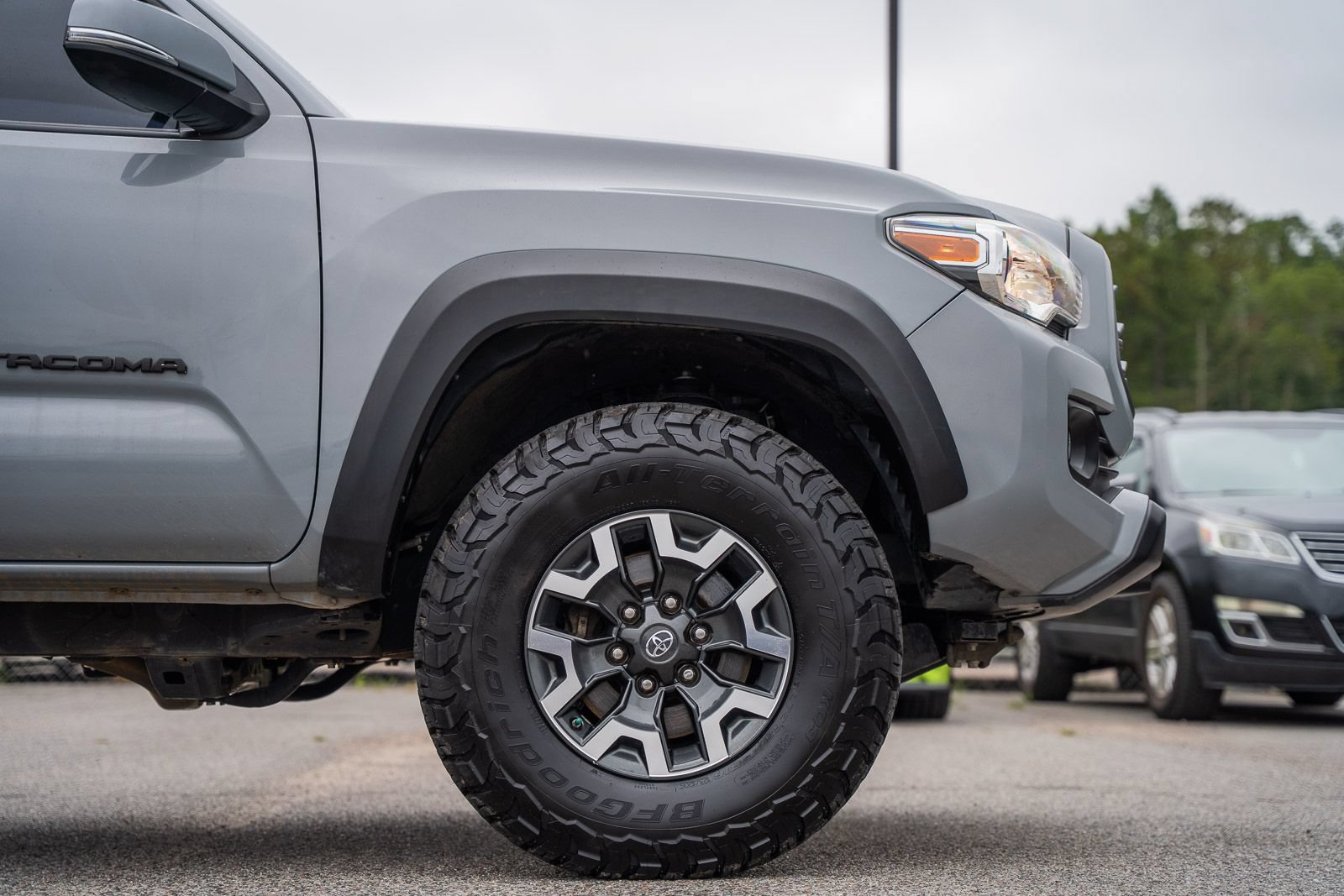 Used 2021 Toyota Tacoma TRD Off-Road AWD/4WD image 8