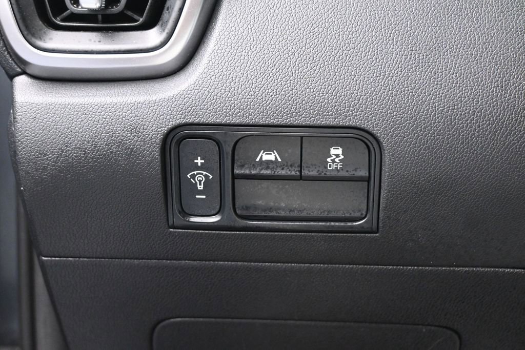 Used 2022 Kia Sorento LX FWD image 16