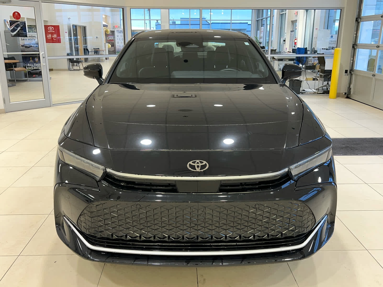 Used 2026 Toyota Crown Nightshade image 3