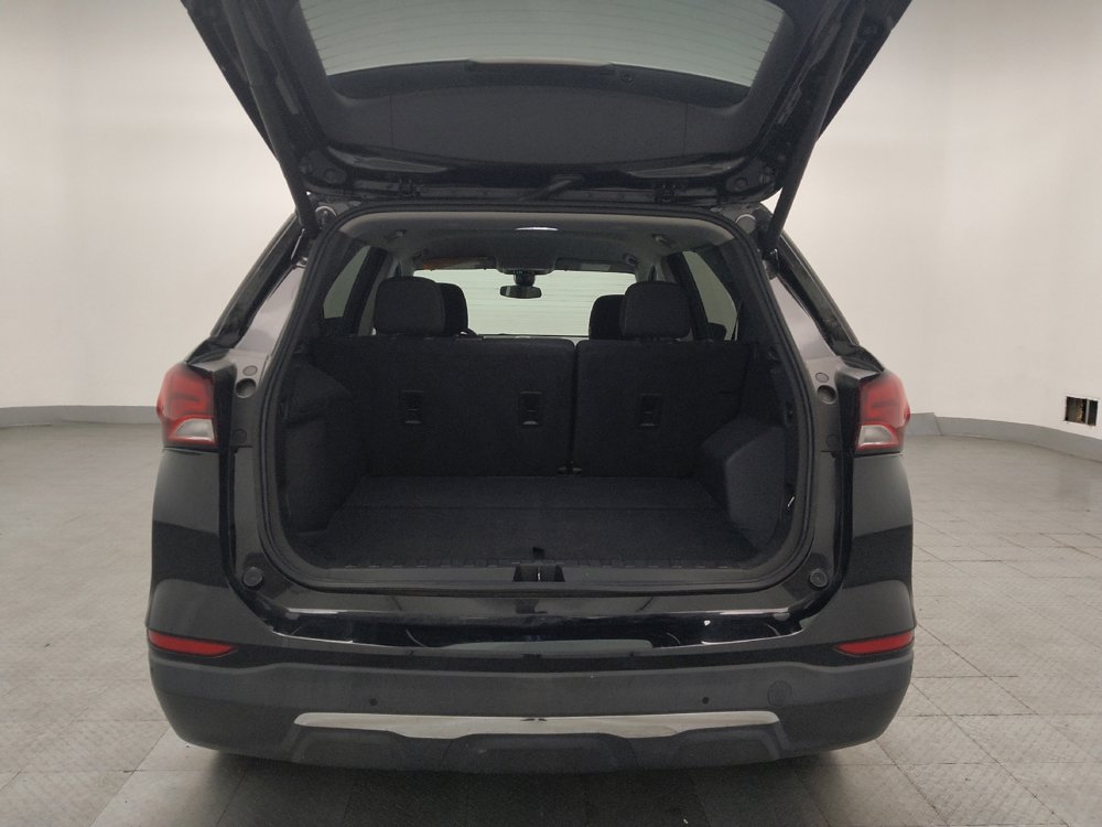 Used 2023 Chevrolet Equinox LT w/ Driver Convenience Package FWD image 29