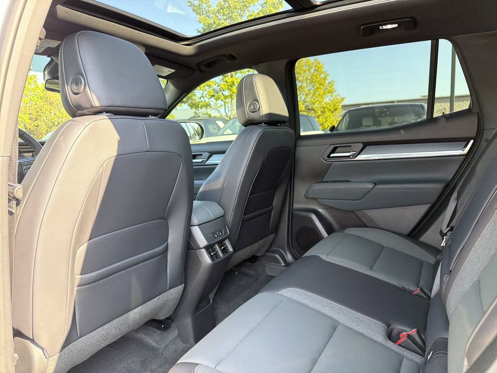 Used 2026 GMC Terrain AT4 w/ Convenience Package III AWD/4WD image 12