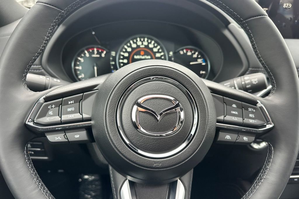 New 2025 MAZDA CX-5 Signature image 24