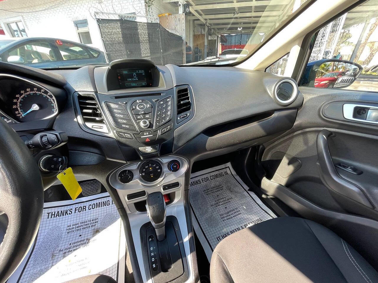 Used 2016 Ford Fiesta SE image 7