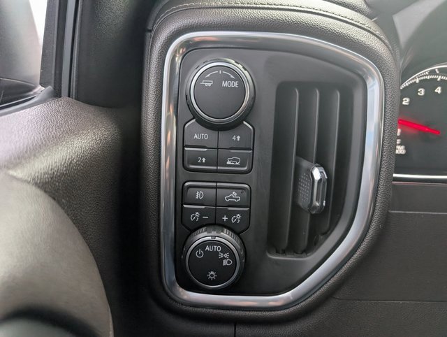 Used 2020 Chevrolet Silverado 1500 RST image 23