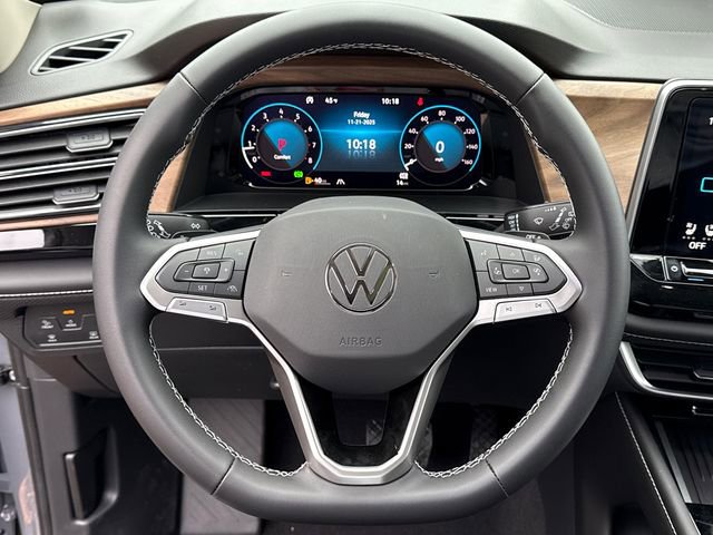 New 2026 Volkswagen Atlas SE w/ Panoramic Sunroof Package image 11