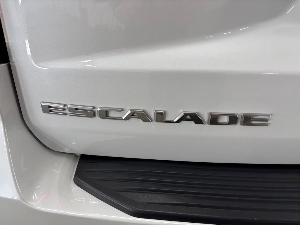 Used 2023 Cadillac Escalade Sport w/ Touring Package image 15