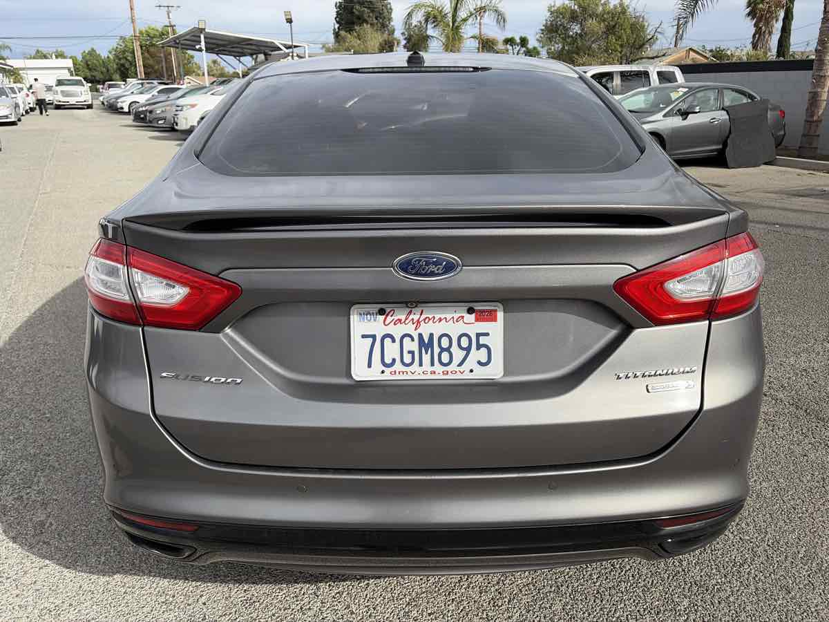 Used 2013 Ford Fusion Titanium FWD image 3