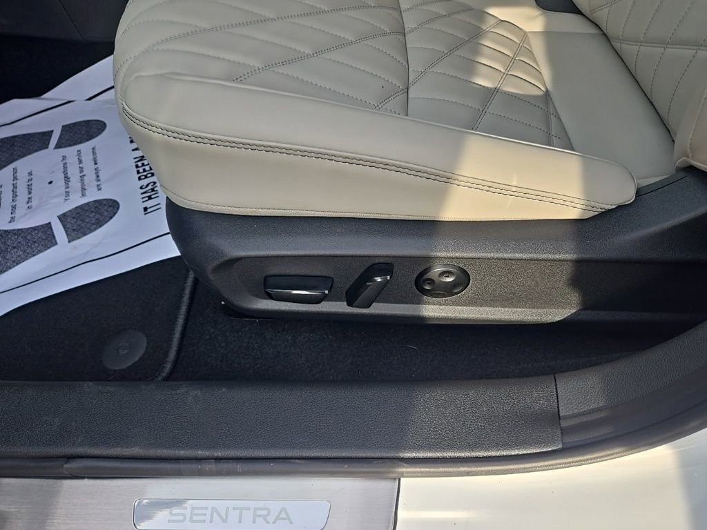 New 2026 Nissan Sentra SL w/ Floor Mat Package FWD image 10