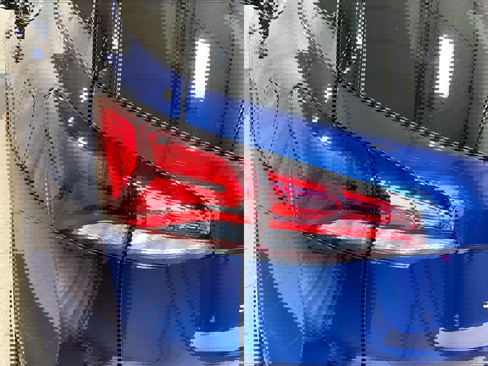 Used 2022 Chevrolet Equinox LT w/ LPO, Floor Liner Package image 33