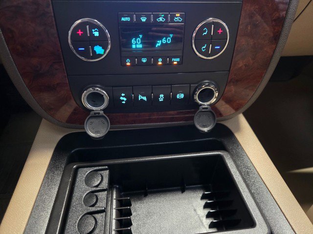 Used 2013 Chevrolet Silverado 2500 LTZ w/ LTZ Plus Package image 54