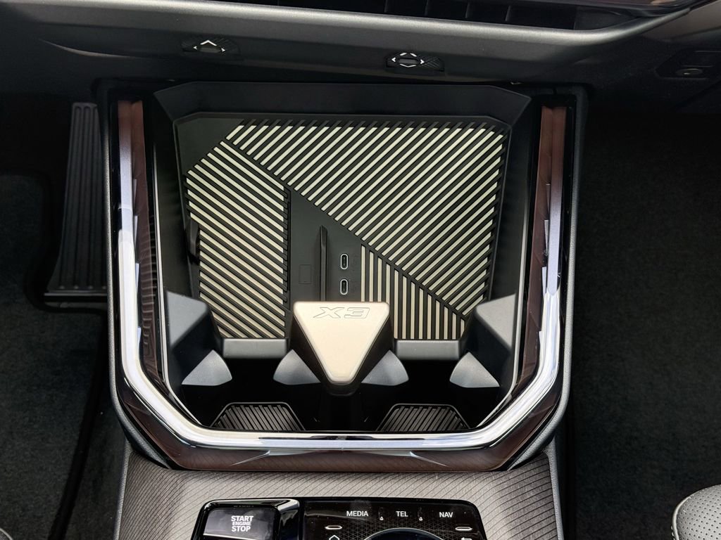 New 2025 BMW X3 xDrive30i w/ Premium Package image 19