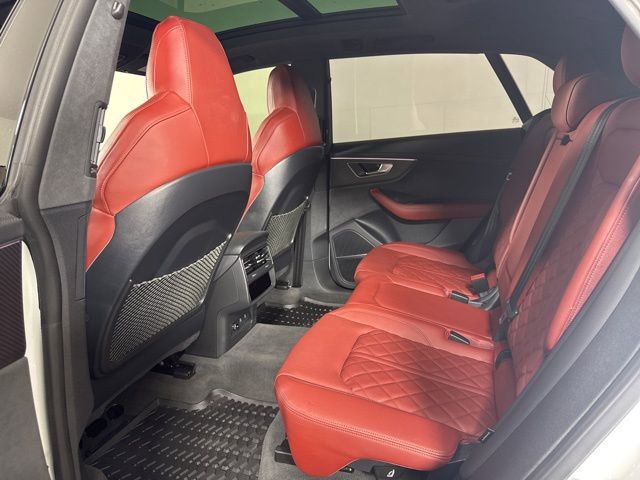 Used 2024 Audi SQ8 Prestige image 12
