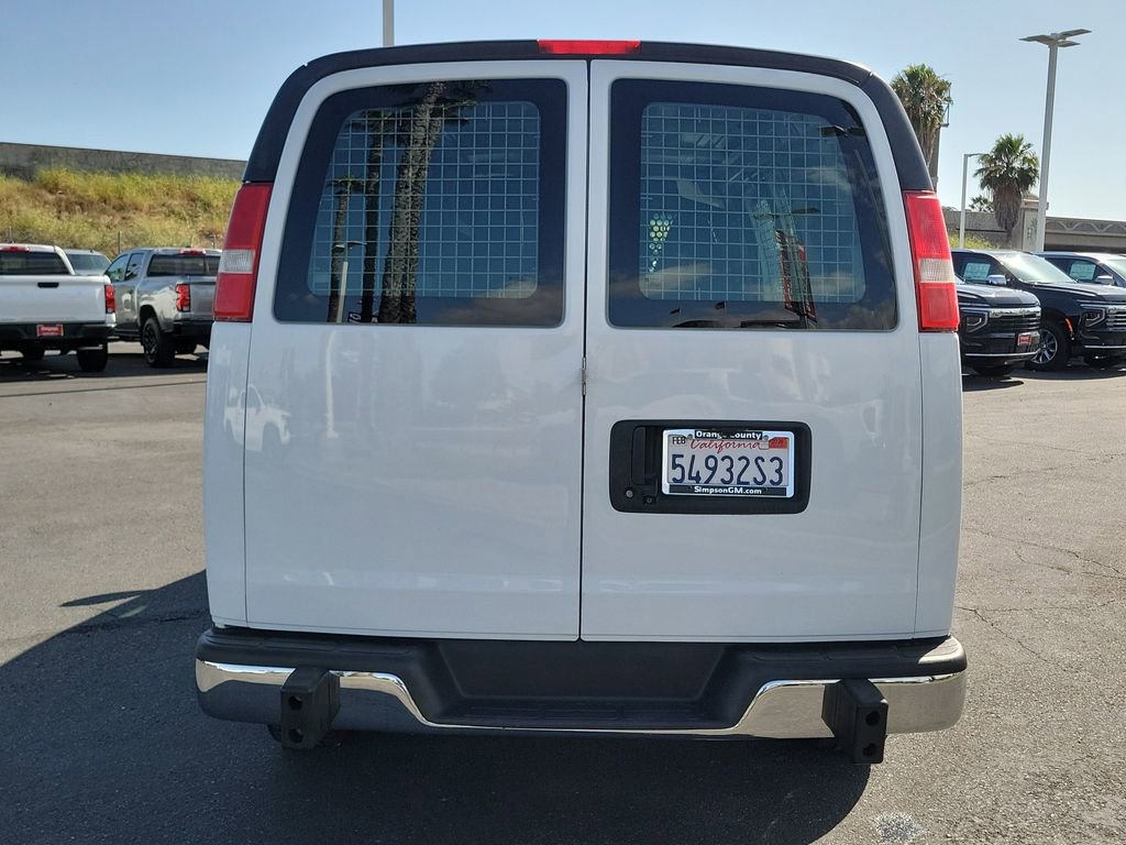 Used 2020 Chevrolet Express 2500 w/ Driver Convenience Package RWD image 18
