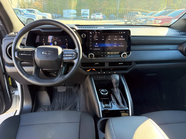 Used 2023 Chevrolet Colorado Trail Boss w/ Technology Package AWD/4WD image 19
