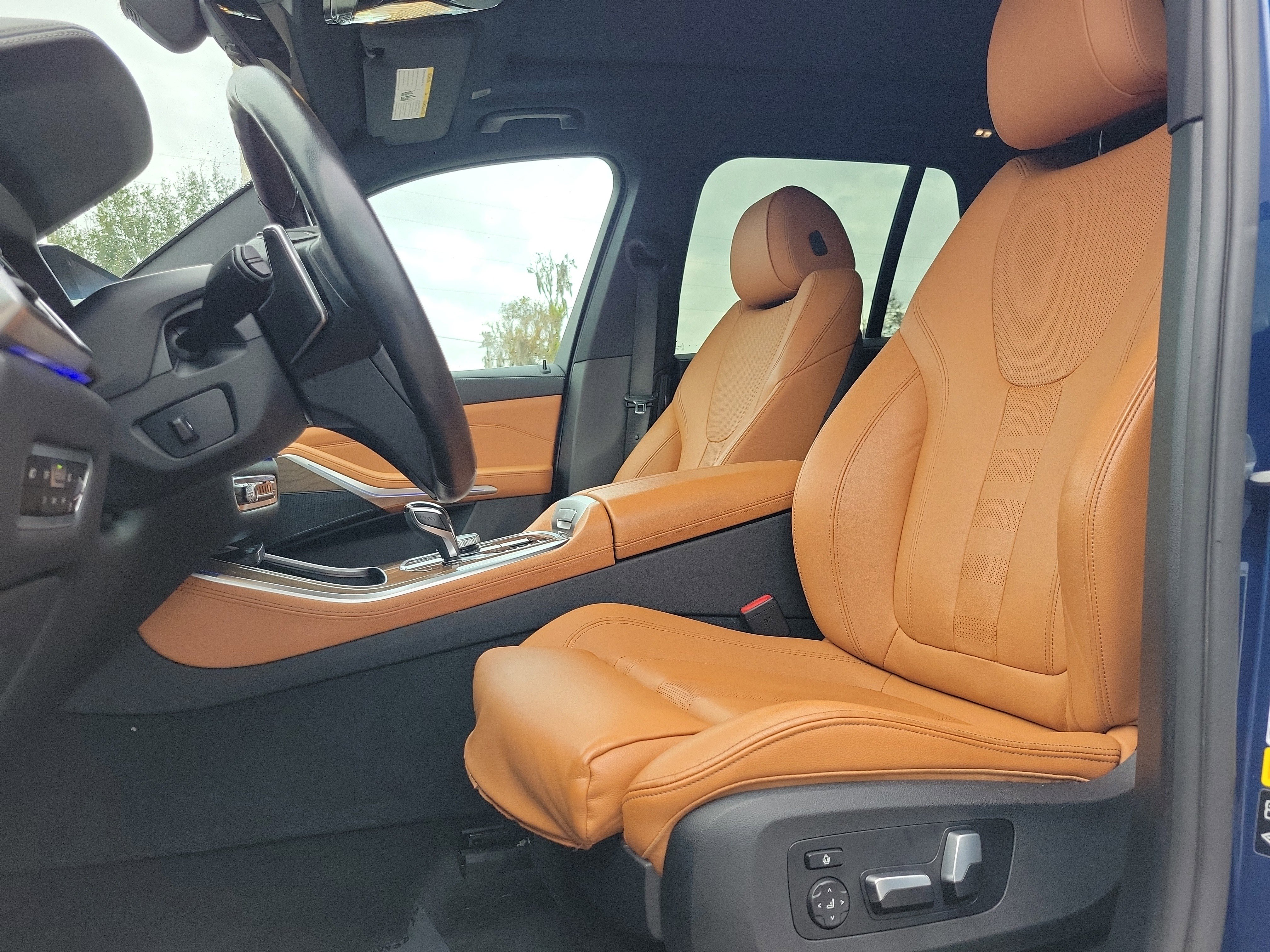 Used 2019 BMW X5 xDrive40i w/ Premium Package 2 image 21