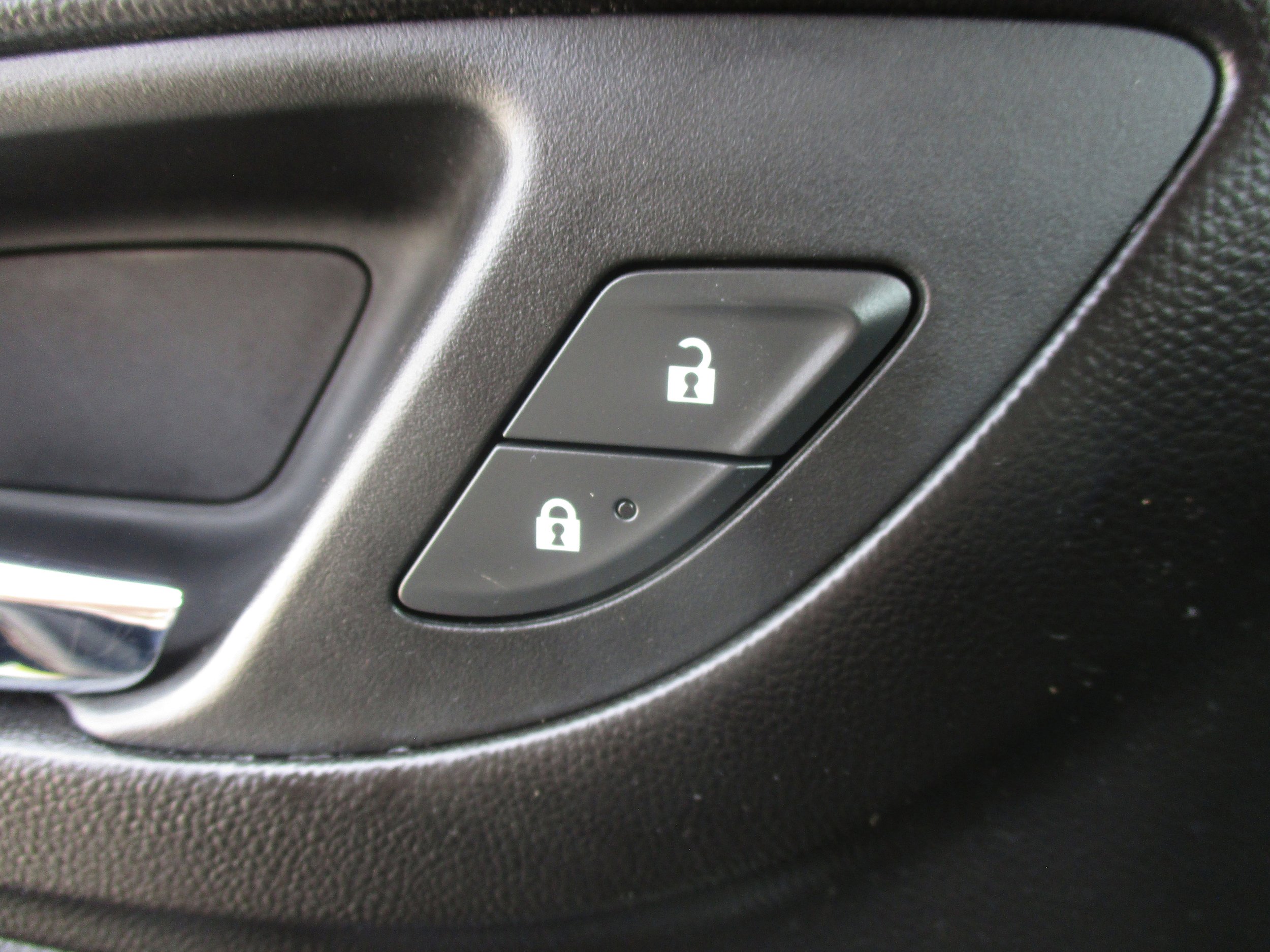Used 2019 Chevrolet Equinox LT FWD image 27