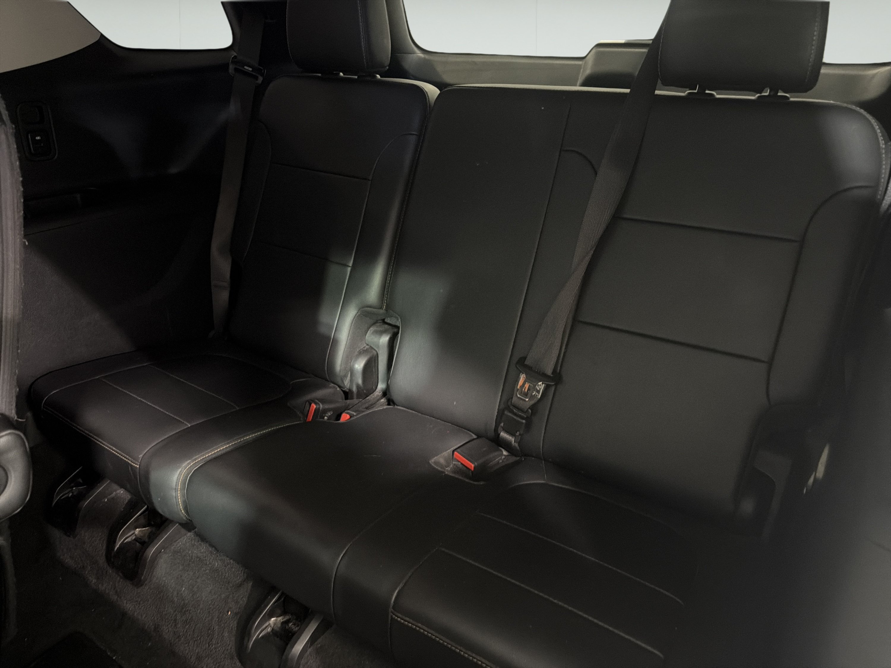 Used 2020 Chevrolet Traverse Premier w/ Redline Edition FWD image 10