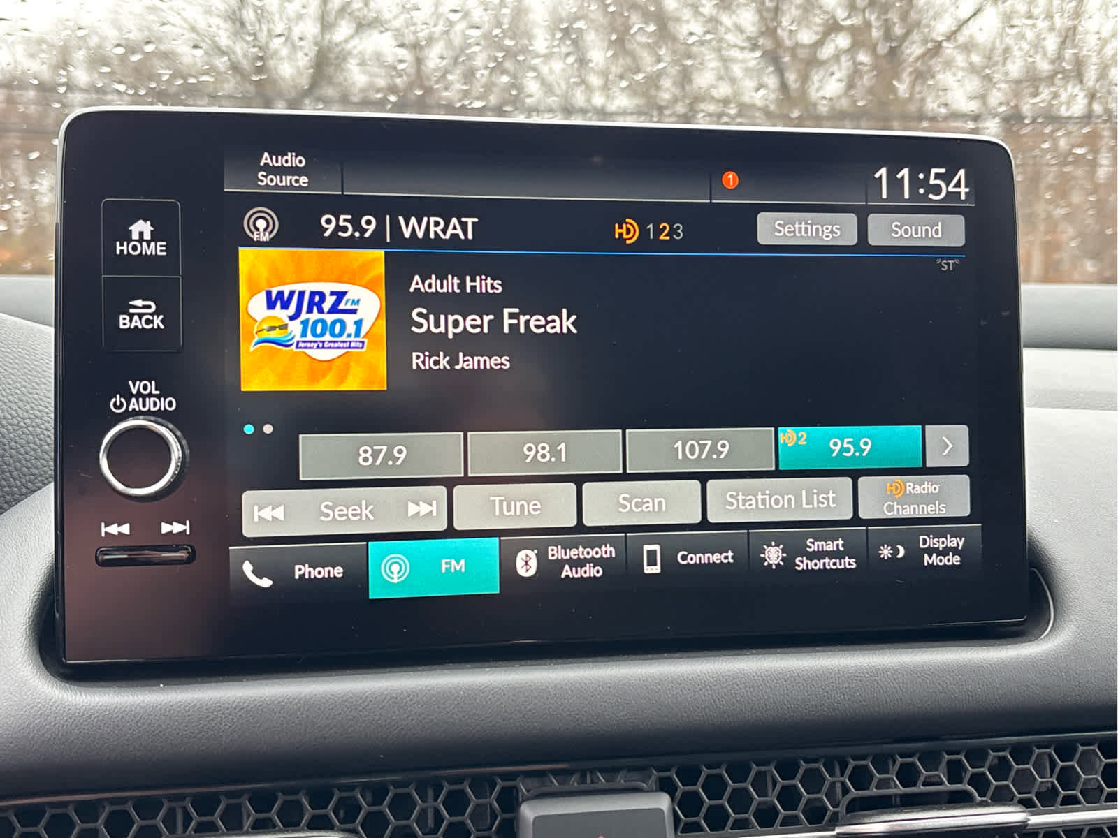 Used 2025 Honda HR-V EX-L image 17