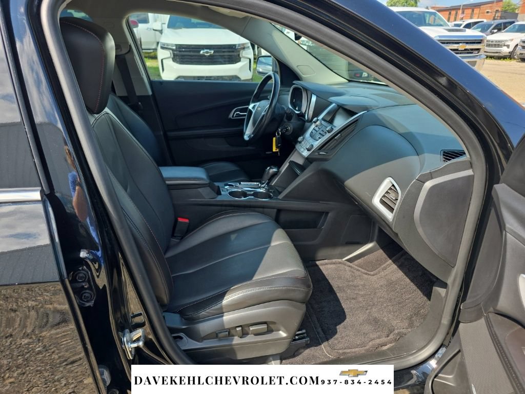Used 2016 Chevrolet Equinox LTZ w/ Enhanced Convenience Package FWD image 25