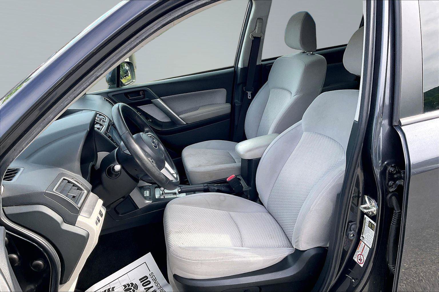 Used 2018 Subaru Forester 2.5i Premium AWD/4WD image 25
