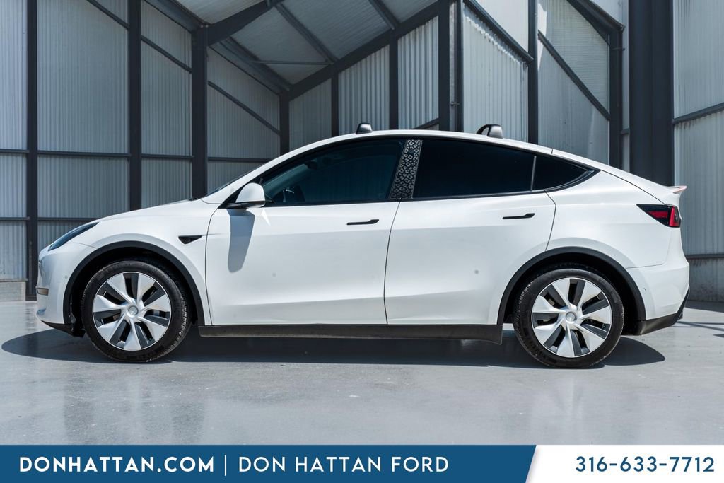 Used 2021 Tesla Model Y Long Range AWD/4WD image 2