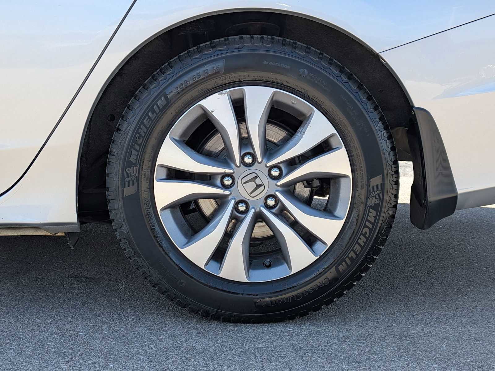 Used 2015 Honda Accord LX image 13