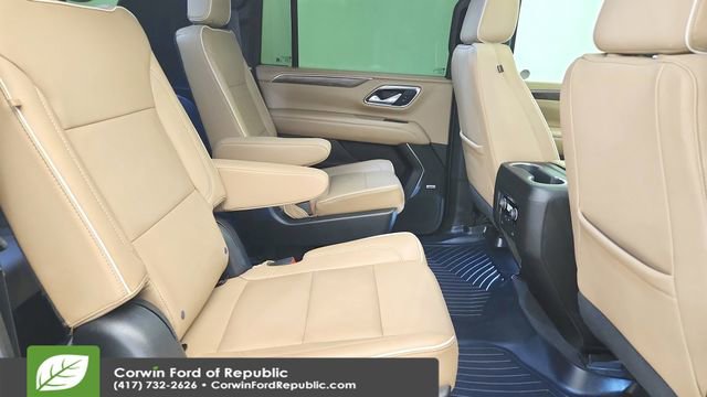 Used 2023 Chevrolet Suburban Premier w/ Texas Edition image 24