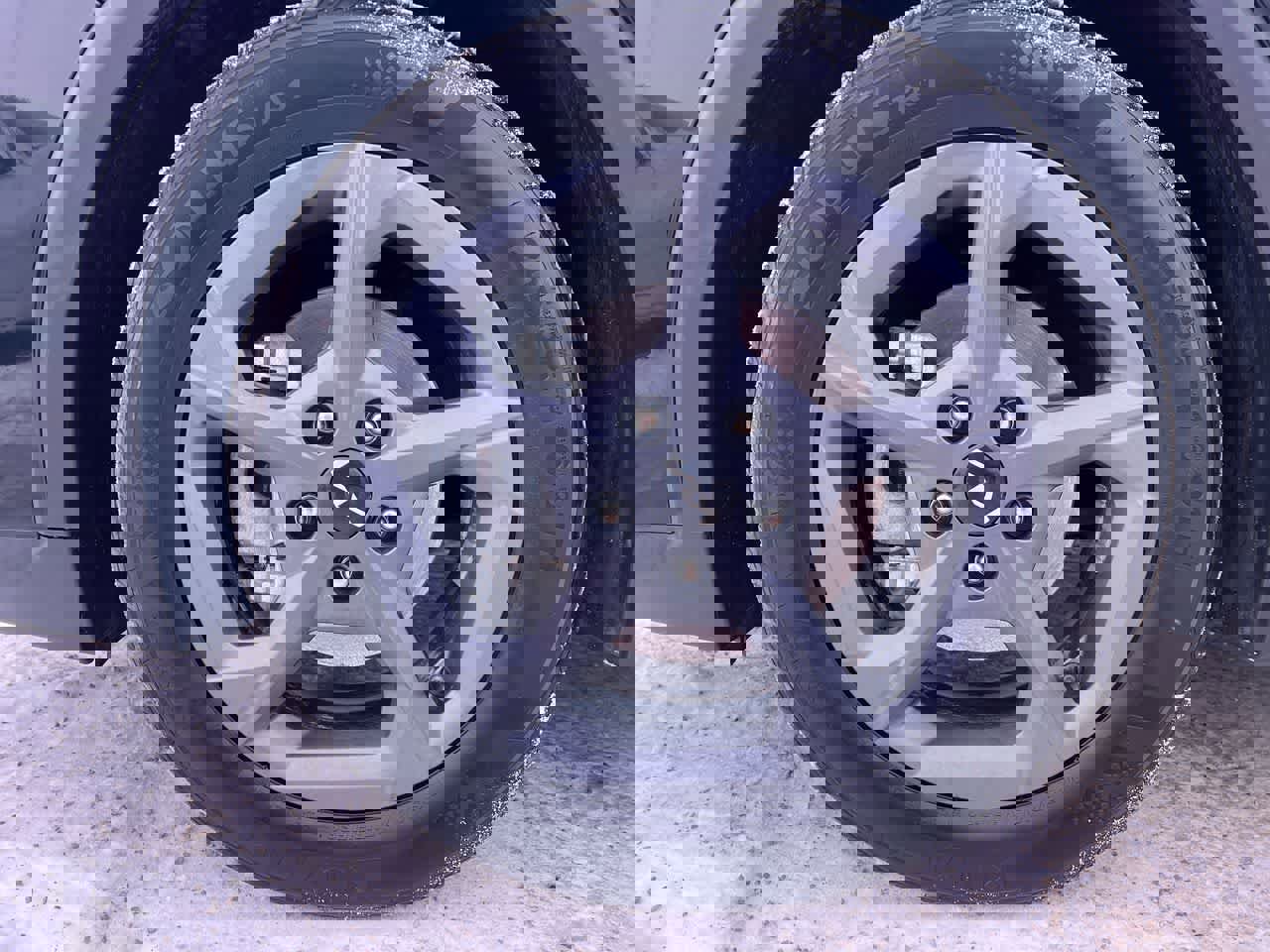 Used 2025 Kia K4 LXS image 10