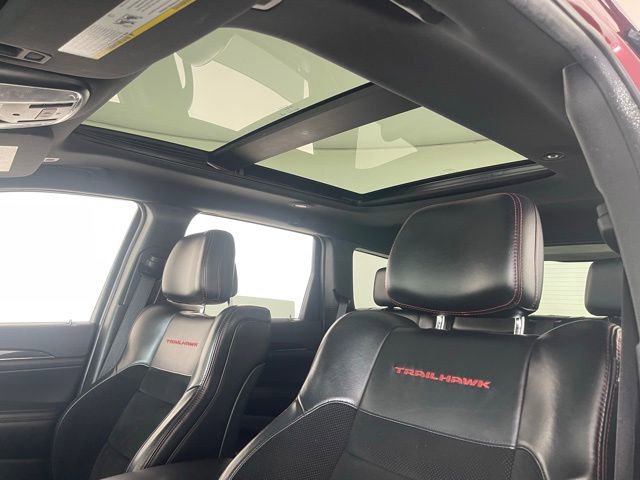 Used 2017 Jeep Grand Cherokee Trailhawk w/ Trailhawk Luxury Group AWD/4WD image 44