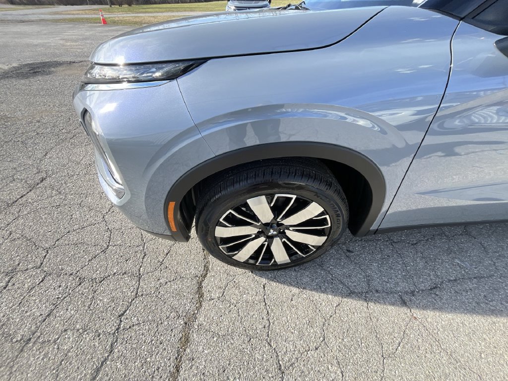 New 2026 Mitsubishi Outlander SE AWD/4WD image 10