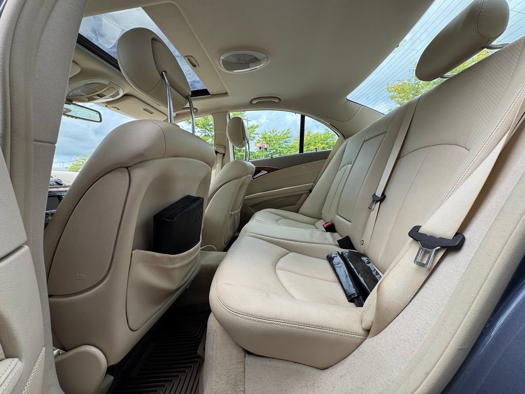 Used 2005 Mercedes-Benz E 320 CDI Sedan image 21