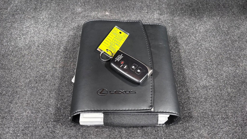 Used 2015 Lexus LS 460 L image 34