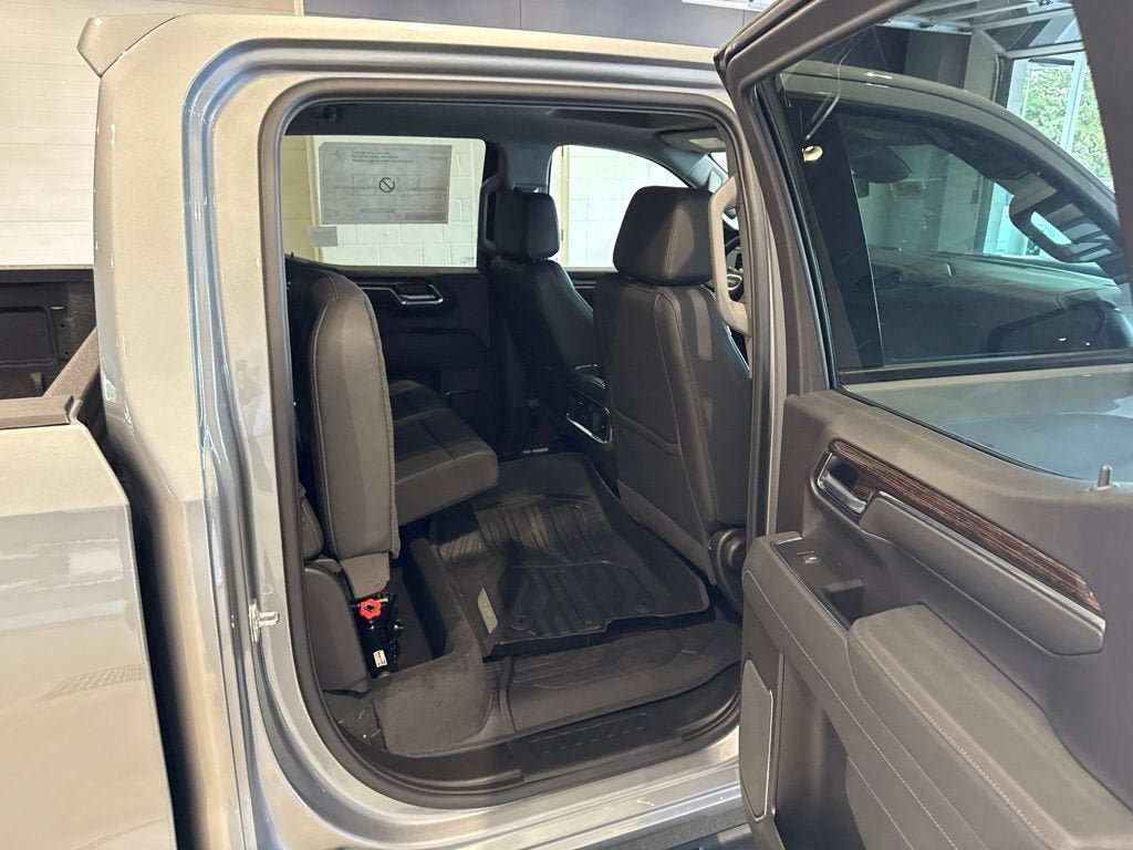 New 2026 GMC Sierra 1500 Elevation w/ Elevation Premium Package AWD/4WD image 16