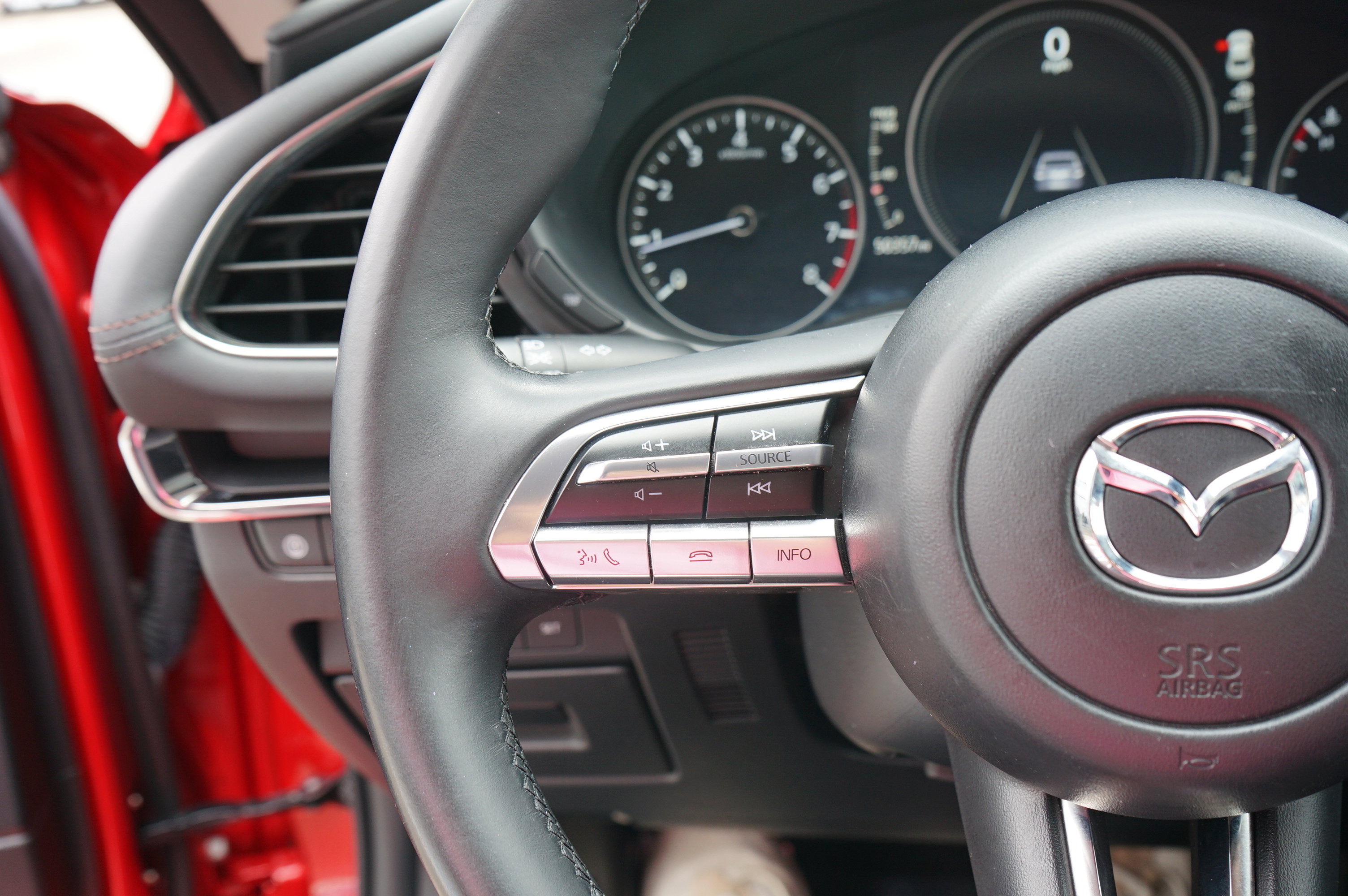 Used 2020 MAZDA MAZDA3 Sedan w/ Preferred Package image 27