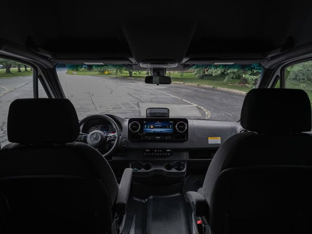 Certified 2025 Mercedes-Benz Sprinter 2500 image 25