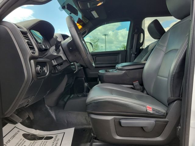 Used 2021 RAM 2500 Tradesman w/ Chrome Appearance Group AWD/4WD image 14