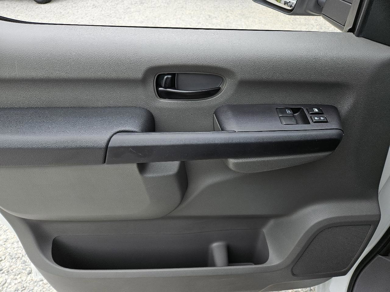 Used 2019 Nissan NV 2500 SV RWD image 12