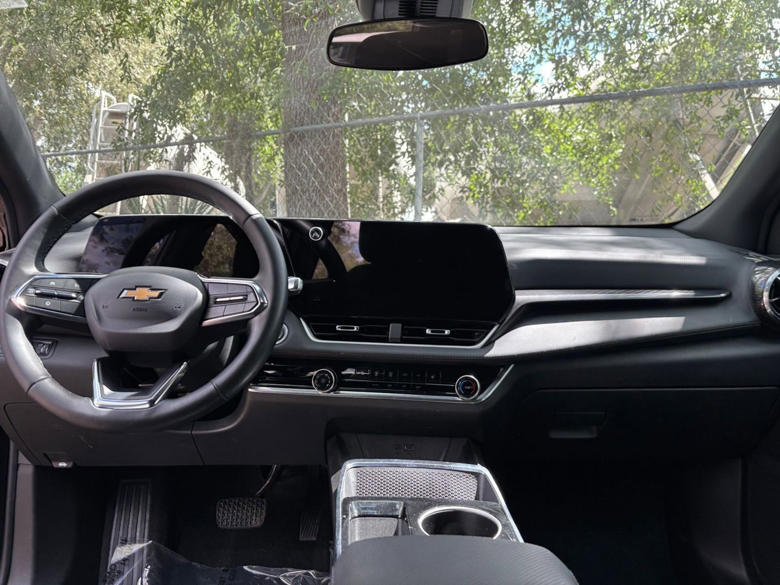 Used 2025 Chevrolet Equinox LT FWD image 33