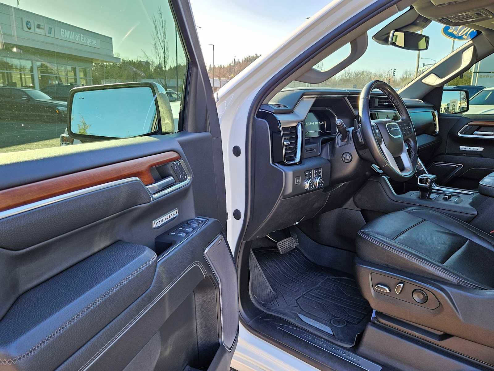 Used 2022 GMC Sierra 1500 Denali image 23