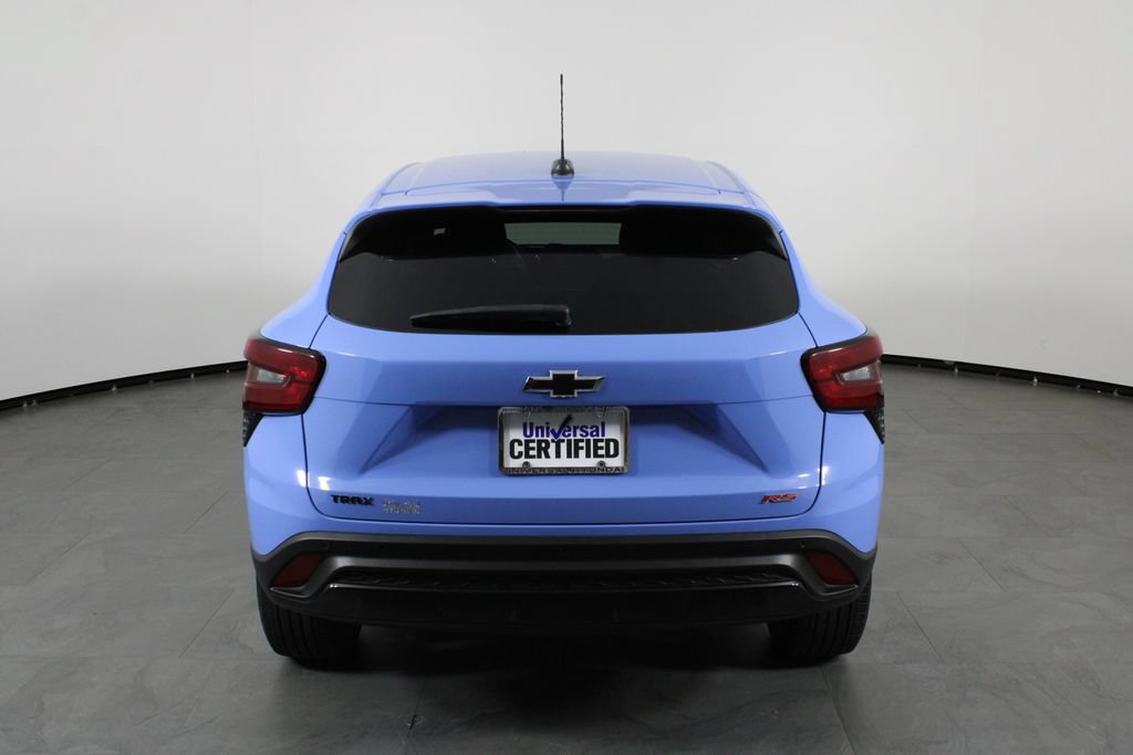 Used 2024 Chevrolet Trax RS w/ Driver Confidence Package FWD image 10