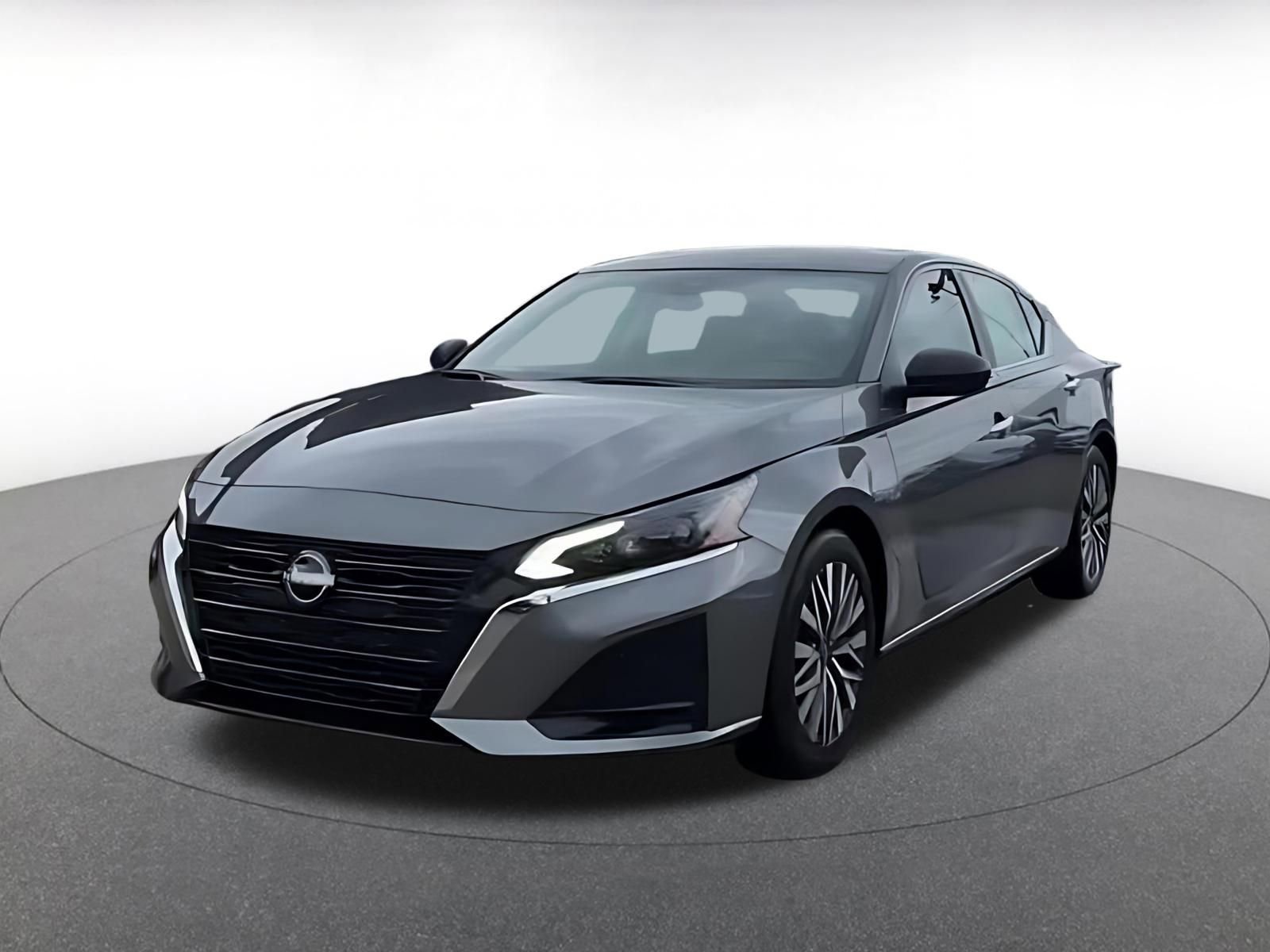 Used 2025 Nissan Altima 2.5 SV FWD image 7