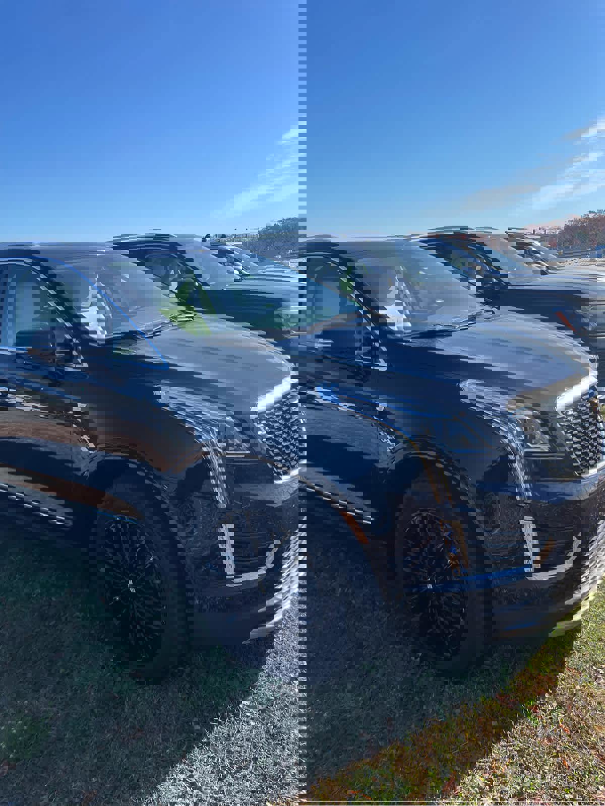 Used 2021 Cadillac XT5 Premium Luxury image 3