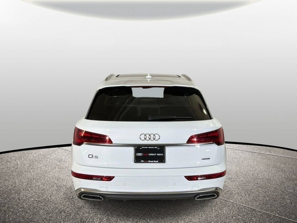Used 2023 Audi Q5 e Premium w/ Convenience Package AWD/4WD image 19